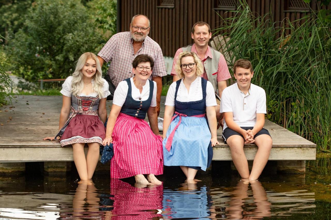 Perbersdorfer Heuriger Hotel Neuhofen an der Ybbs Luaran gambar