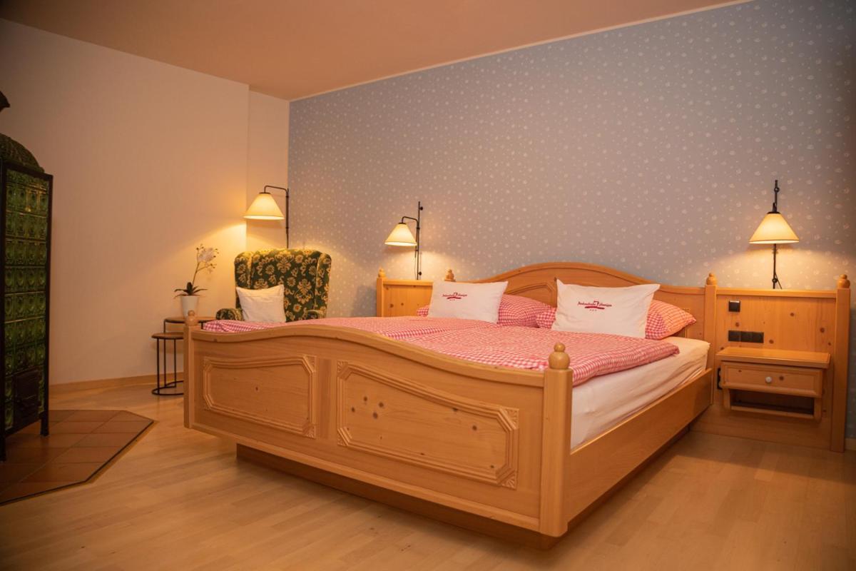 Perbersdorfer Heuriger Hotel Neuhofen an der Ybbs Luaran gambar