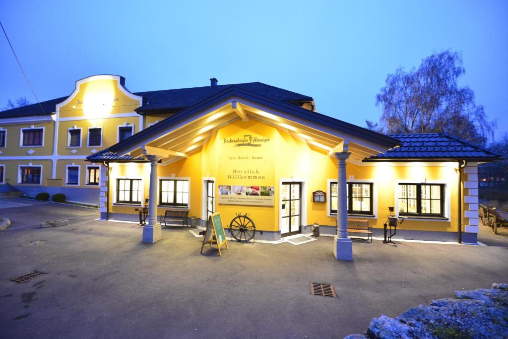 Perbersdorfer Heuriger Hotel Neuhofen an der Ybbs Luaran gambar